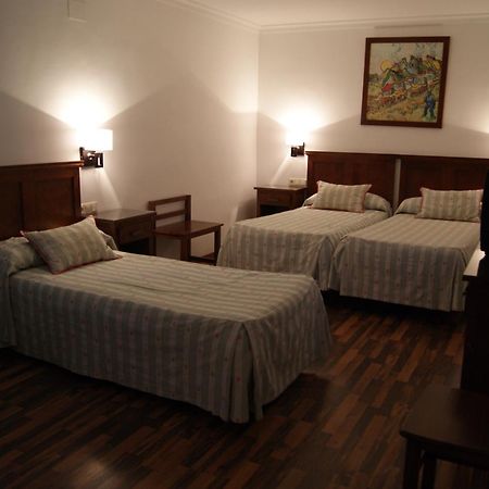 Hotel Mulhacen Guadix Bagian luar foto