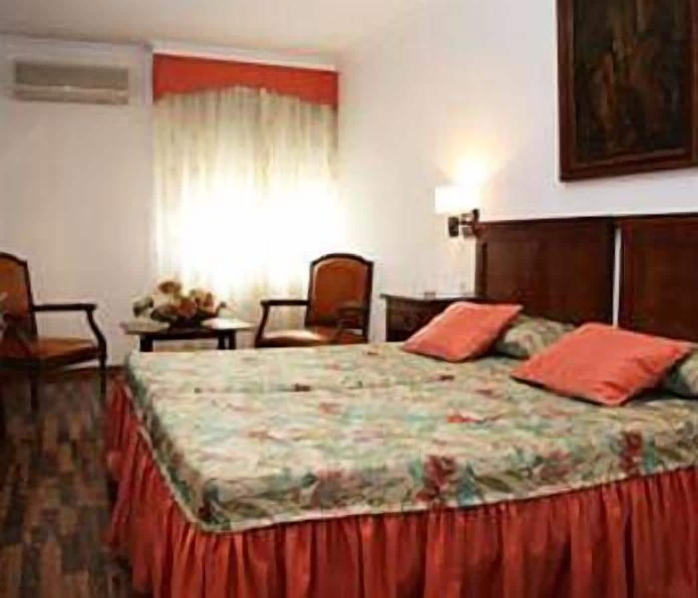 Hotel Mulhacen Guadix Bagian luar foto