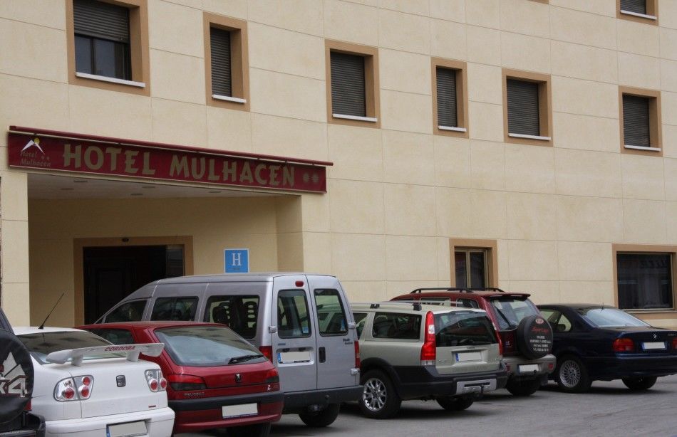 Hotel Mulhacen Guadix Bagian luar foto